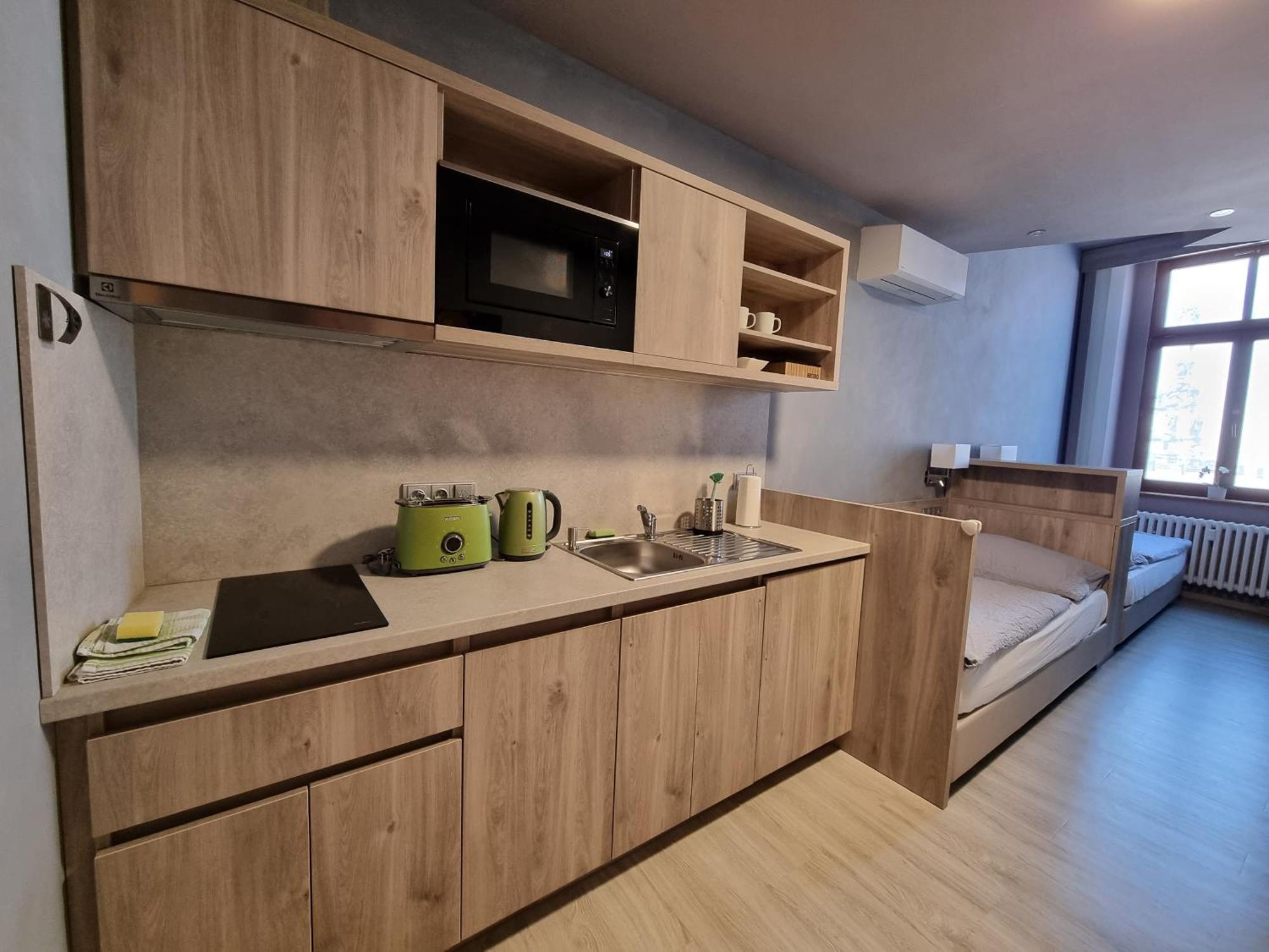 Apartmany Etenia Kadan Exterior photo
